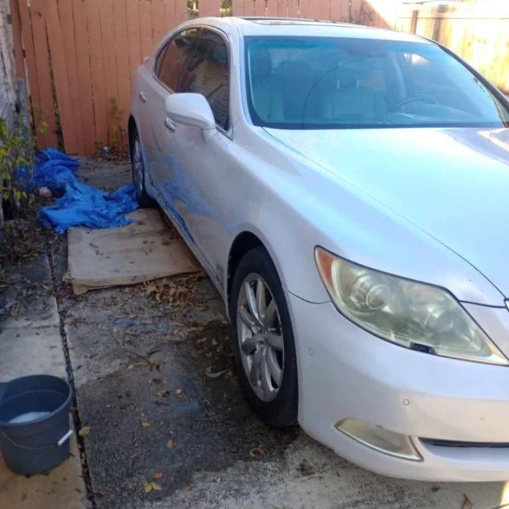 2009 Lexus LS 4th Gen - Image 4 of 8