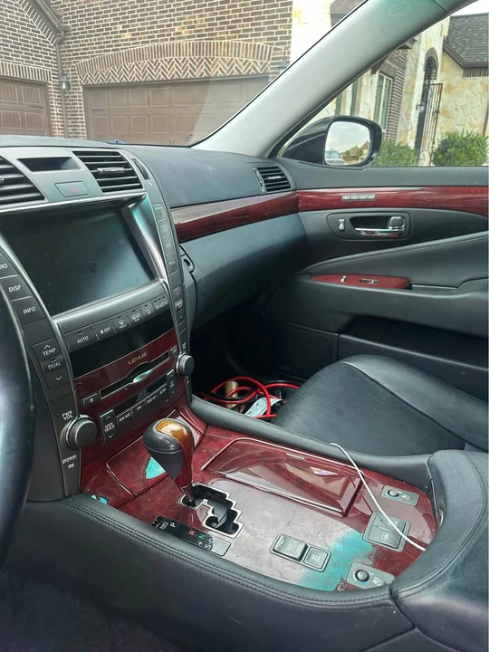 2009 Lexus LS 4th Gen - Image 8 of 14