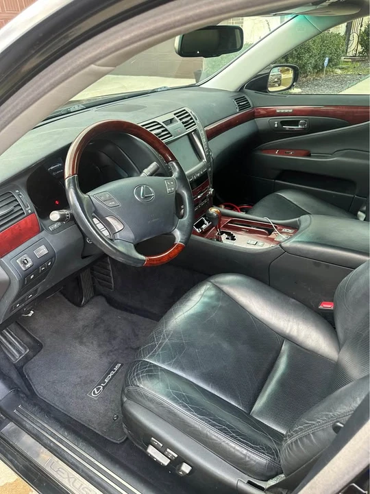 2009 Lexus LS 4th Gen - Image 7 of 14