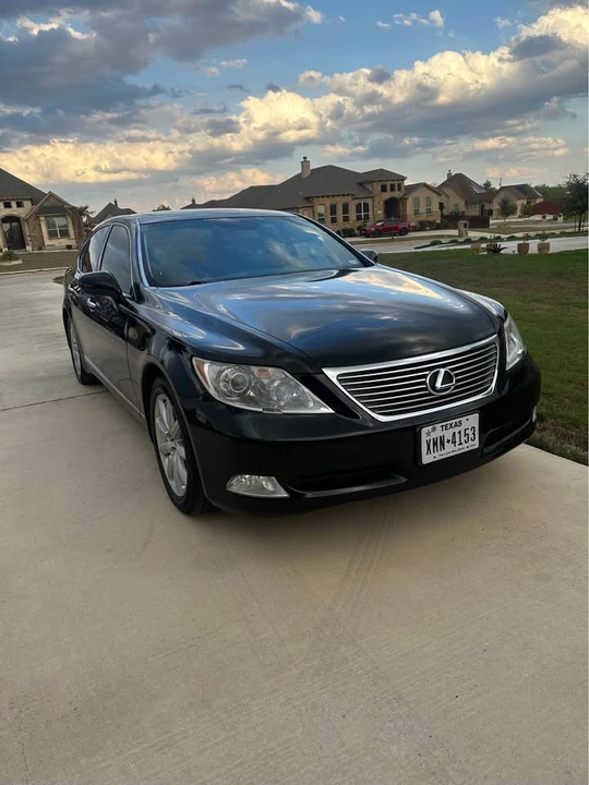 2009 Lexus LS 4th Gen - Image 2 of 14