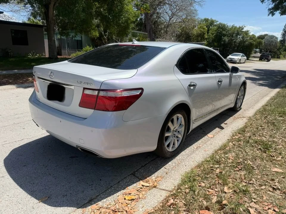 2009 Lexus LS 4th Gen - Image 3 of 10