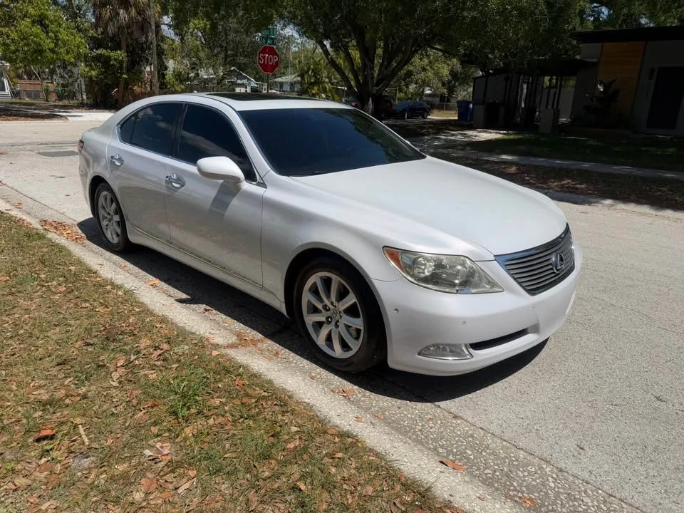 2009 Lexus LS 4th Gen - Image 2 of 10