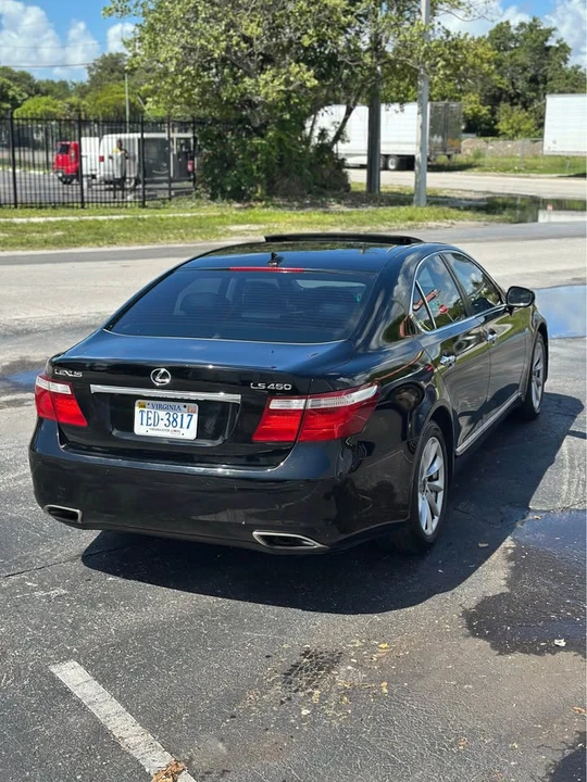 2009 Lexus LS 4th Gen - Image 5 of 17