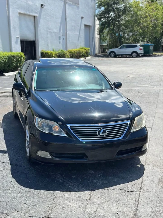 2009 Lexus LS 4th Gen - Image 7 of 17