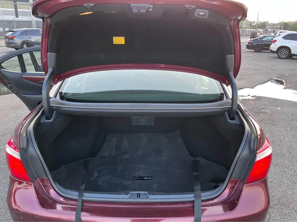 2009 Lexus LS 4th Gen - Image 14 of 20
