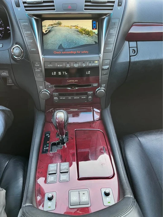2009 Lexus LS 4th Gen - Image 16 of 20