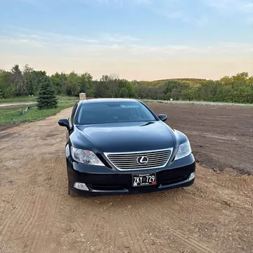 2009 Lexus LS 460 Sedan 4D