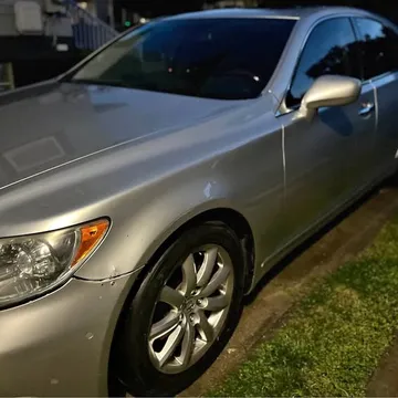 2009 Lexus LS 460 Sedan 4D