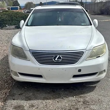 2009 Lexus LS 460 Sedan 4D