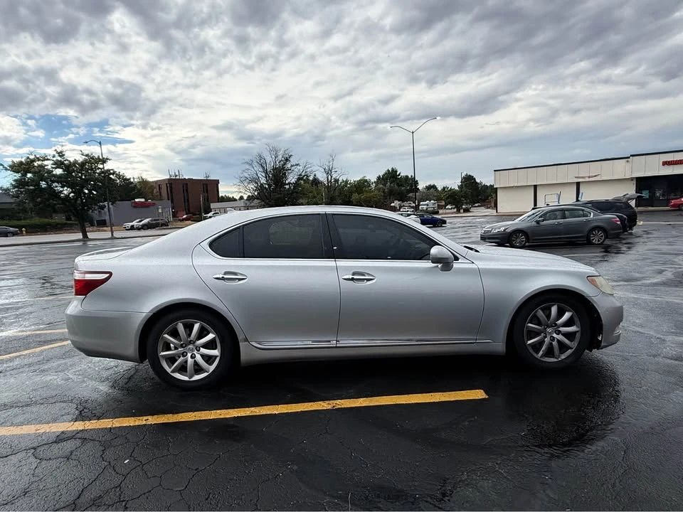 2009 Lexus LS 4th Gen - Image 4 of 12