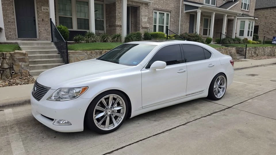 2009 Lexus LS 4th Gen - Image 3 of 5