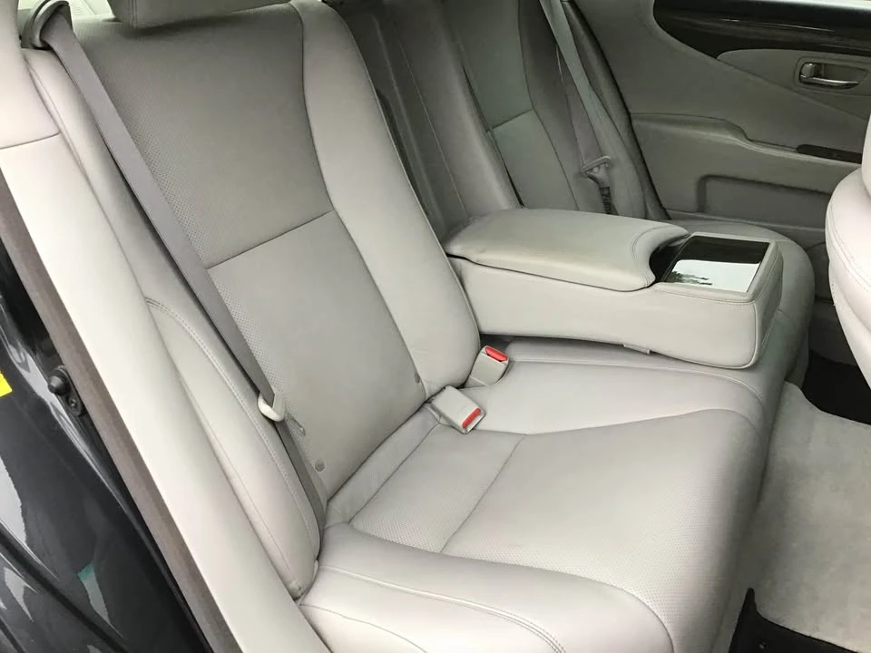 2009 Lexus LS 4th Gen - Image 13 of 19