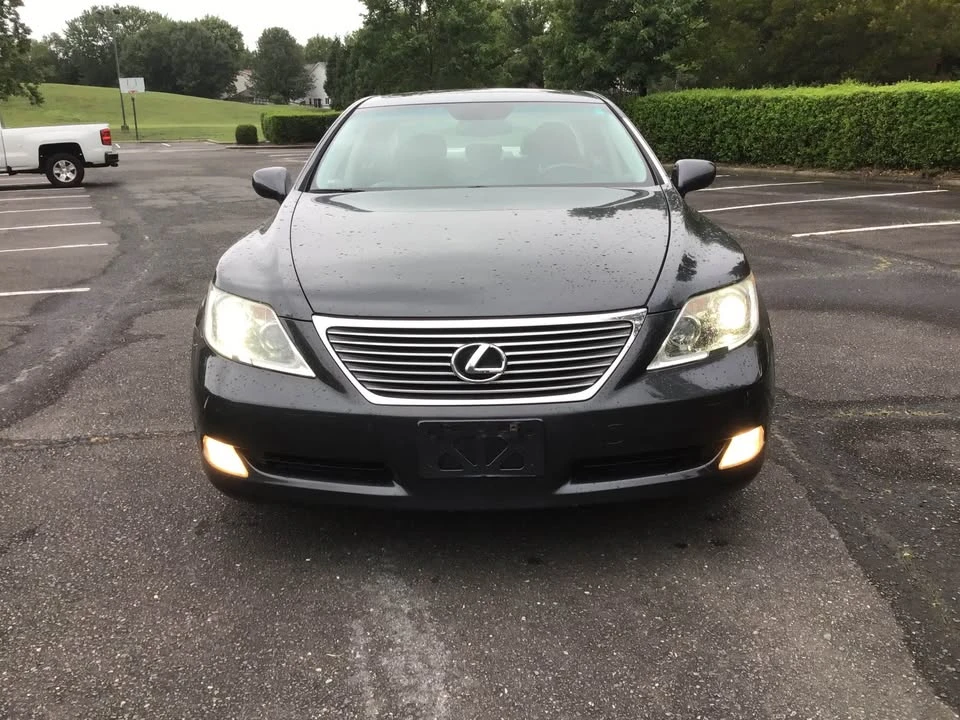 2009 Lexus LS 4th Gen - Image 2 of 19