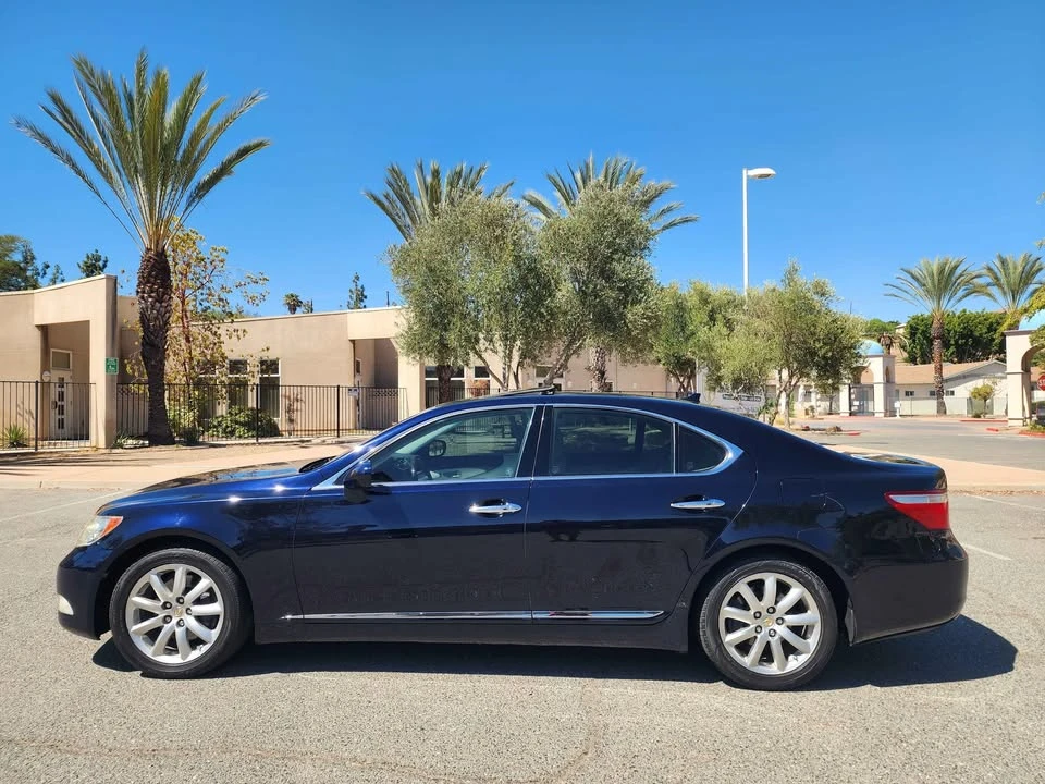 2009 Lexus LS 4th Gen - Image 4 of 16