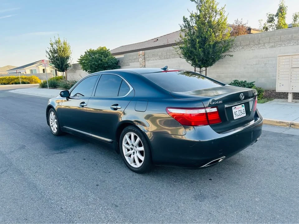 2009 Lexus LS 4th Gen - Image 5 of 13