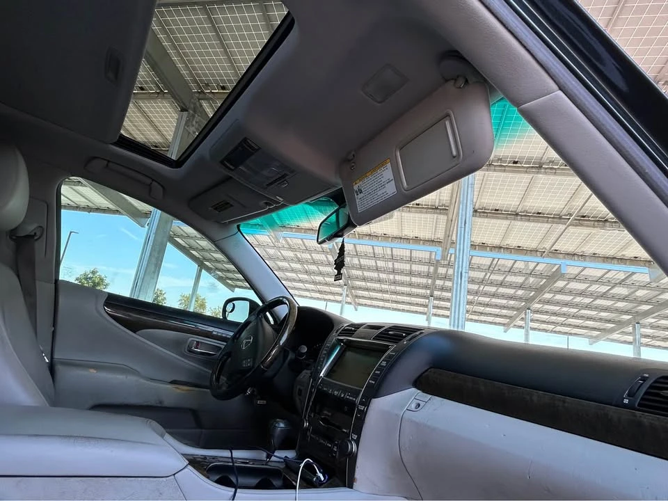 2009 Lexus LS 4th Gen - Image 12 of 18