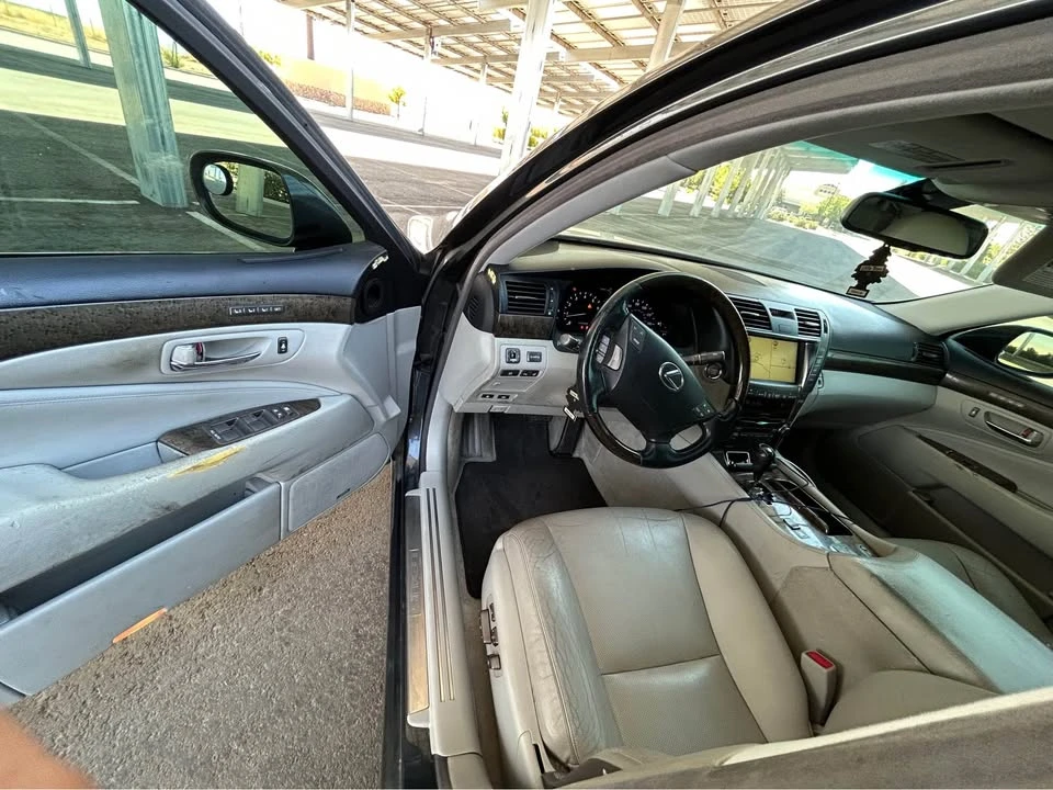 2009 Lexus LS 4th Gen - Image 14 of 18