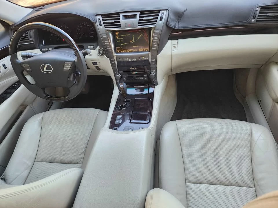 2009 Lexus LS 4th Gen - Image 11 of 16