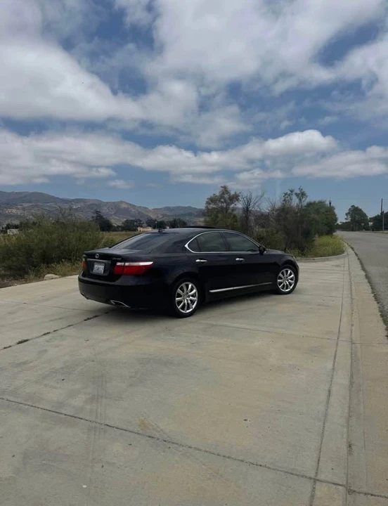2009 Lexus LS 4th Gen - Image 2 of 9