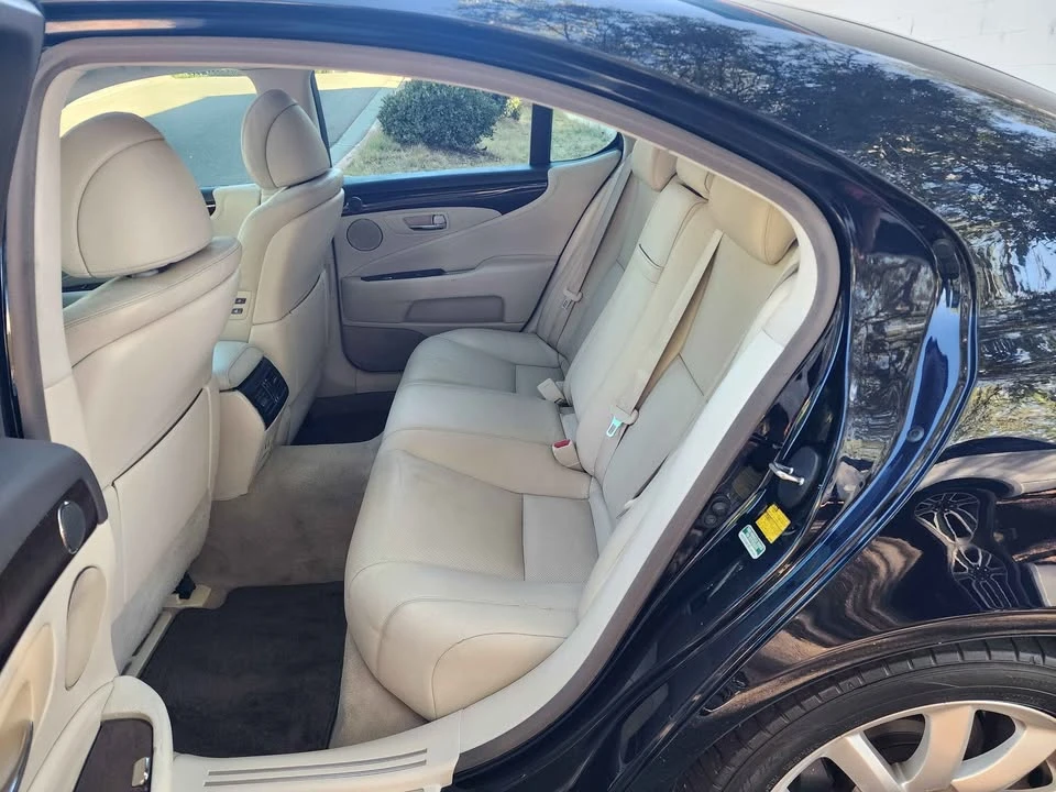2009 Lexus LS 4th Gen - Image 12 of 16