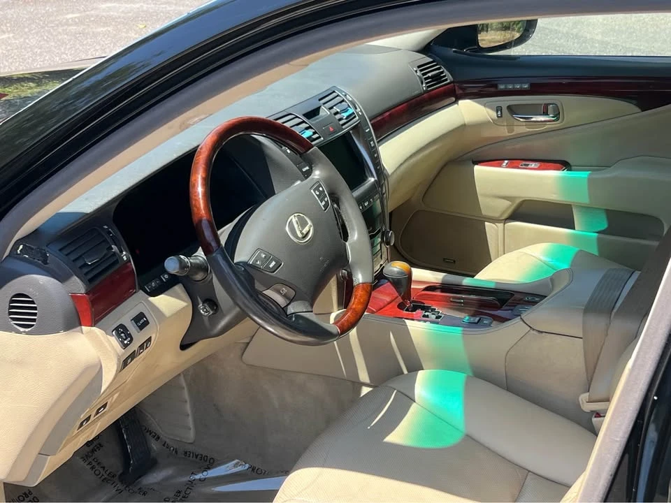 2009 Lexus LS 4th Gen - Image 5 of 11
