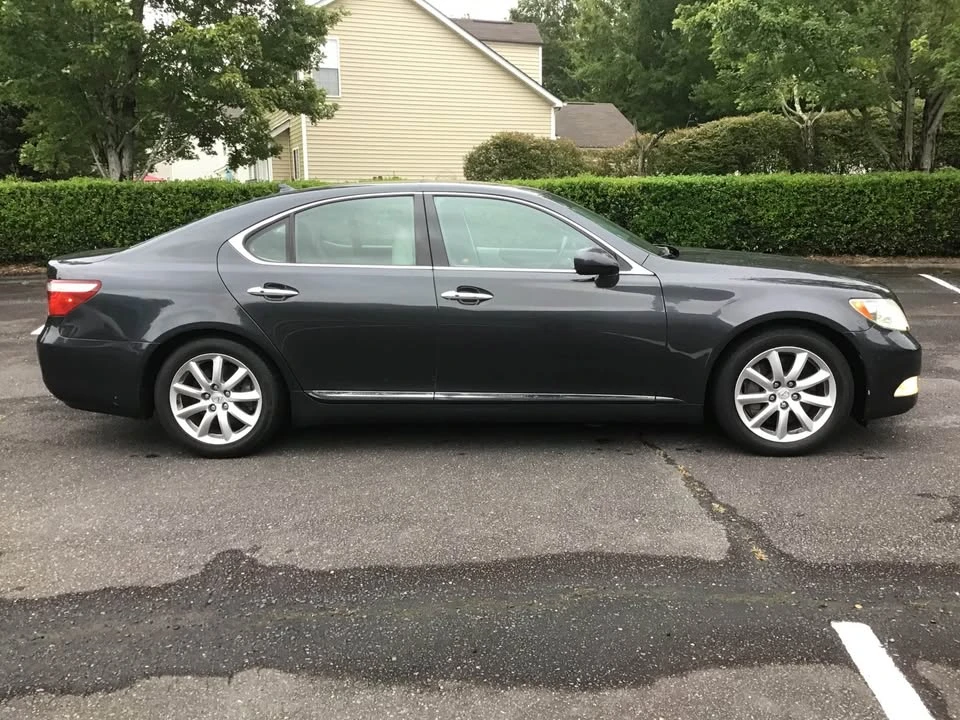 2009 Lexus LS 4th Gen - Image 6 of 19