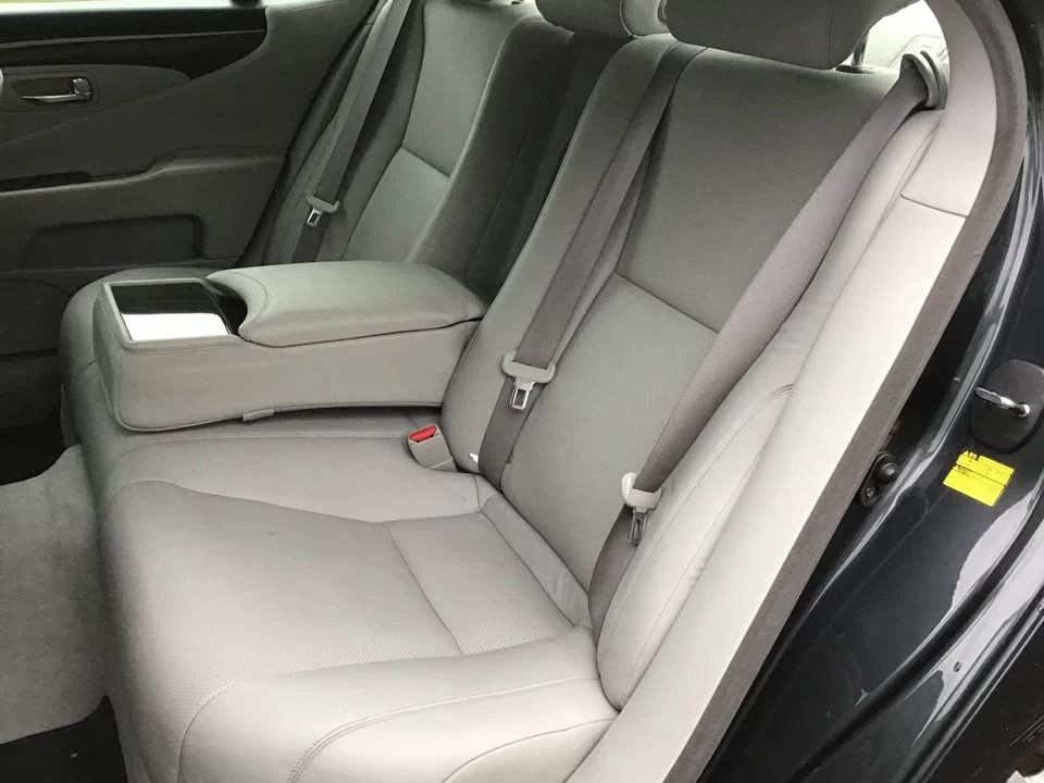 2009 Lexus LS 4th Gen - Image 12 of 19