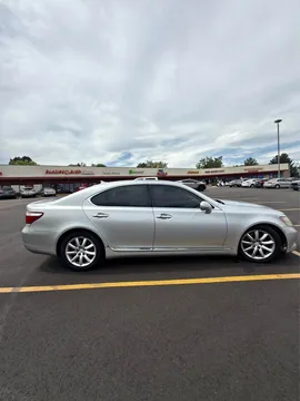 2009 Lexus LS 460 Sedan 4D