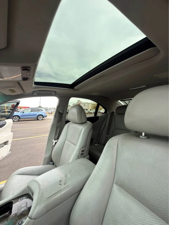 2009 Lexus LS 4th Gen - Image 17 of 19