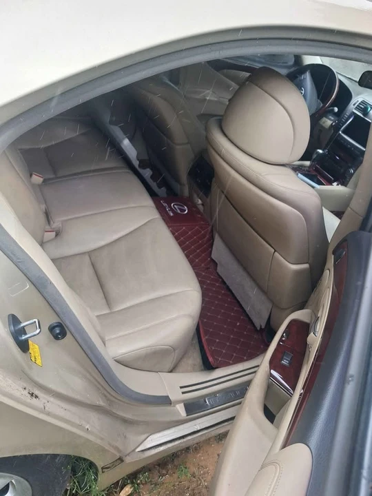 2009 Lexus LS 4th Gen - Image 5 of 6