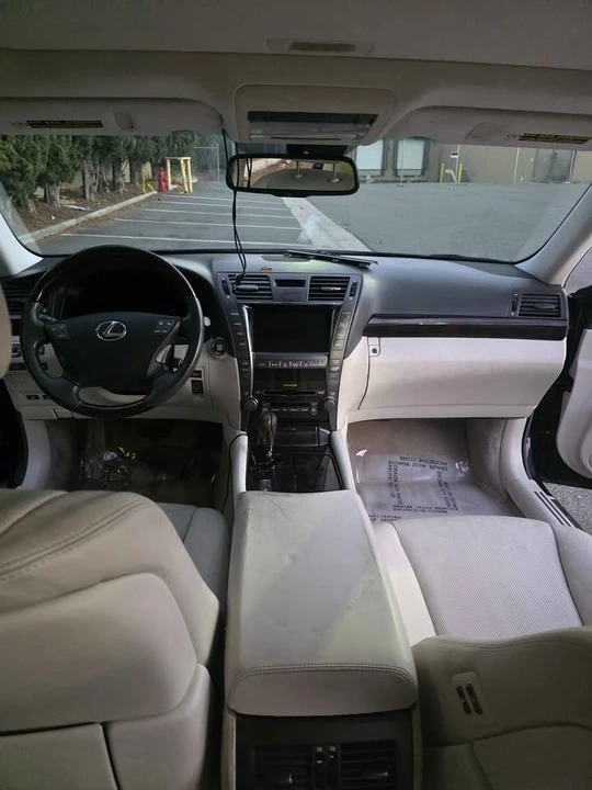 2009 Lexus LS 4th Gen - Image 19 of 20