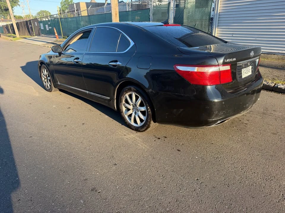 2009 Lexus LS 4th Gen - Image 3 of 7