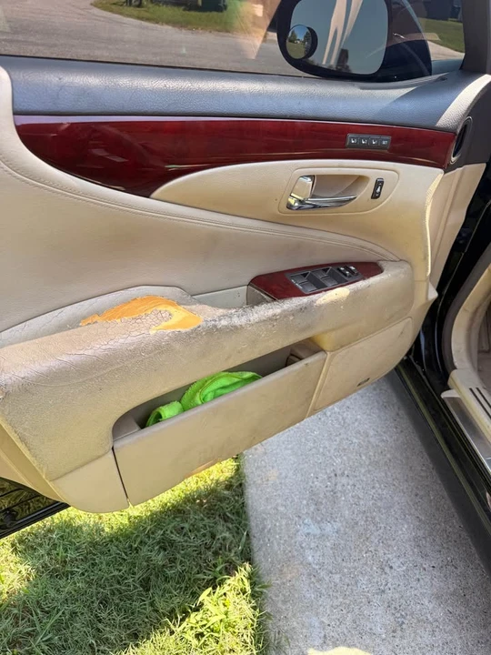 2009 Lexus LS 4th Gen - Image 10 of 12