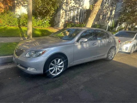 2009 Lexus LS 460 Sedan 4D