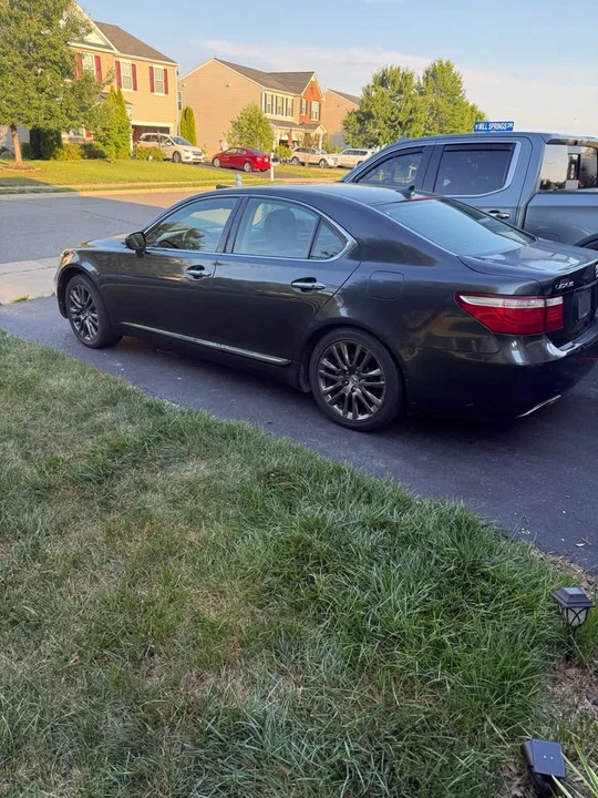 2009 Lexus LS 4th Gen - Image 11 of 11
