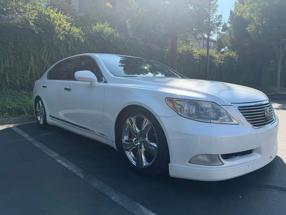 2009 Lexus LS 4th Gen - Image 4 of 14