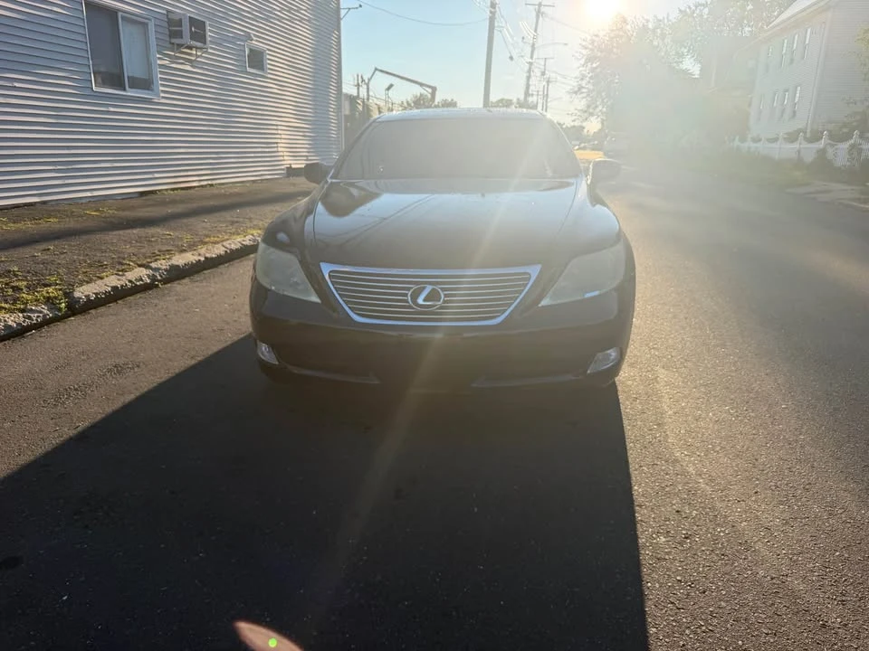 2009 Lexus LS 4th Gen - Image 4 of 7