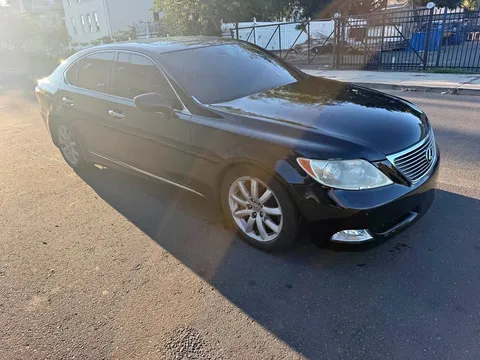 2009 Lexus LS 460 Sedan 4D