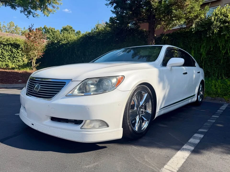 2009 Lexus LS 4th Gen - Image 5 of 14