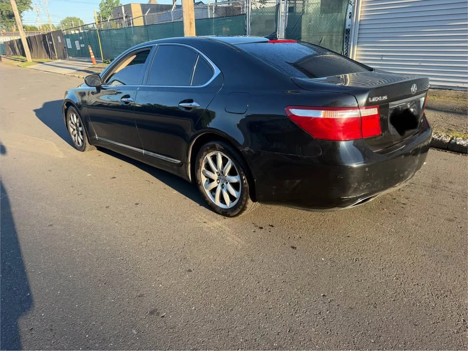 2009 Lexus LS 4th Gen - Image 2 of 8