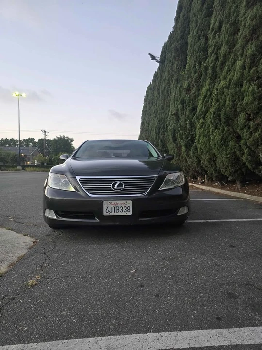 2009 Lexus LS 4th Gen - Image 3 of 20