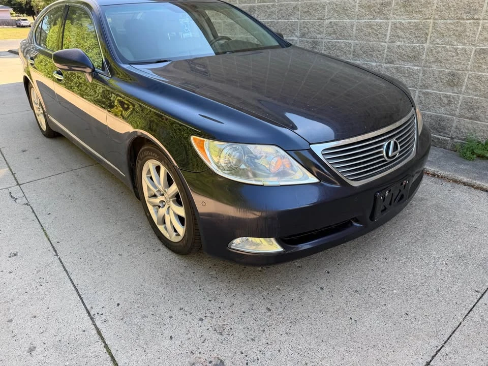 2009 Lexus LS 4th Gen - Image 3 of 20