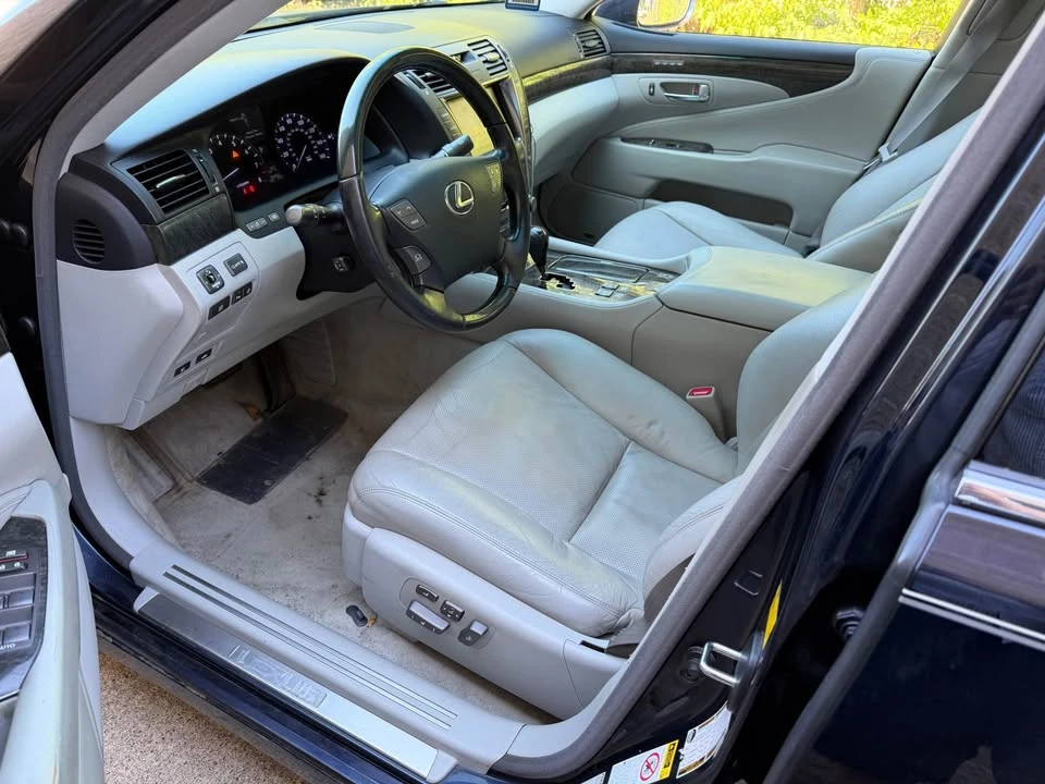 2009 Lexus LS 4th Gen - Image 7 of 20