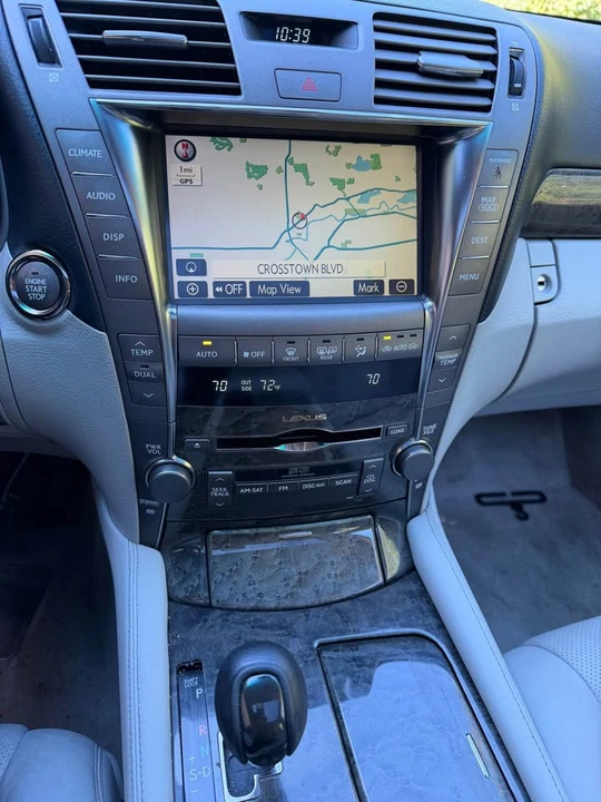 2009 Lexus LS 4th Gen - Image 11 of 20