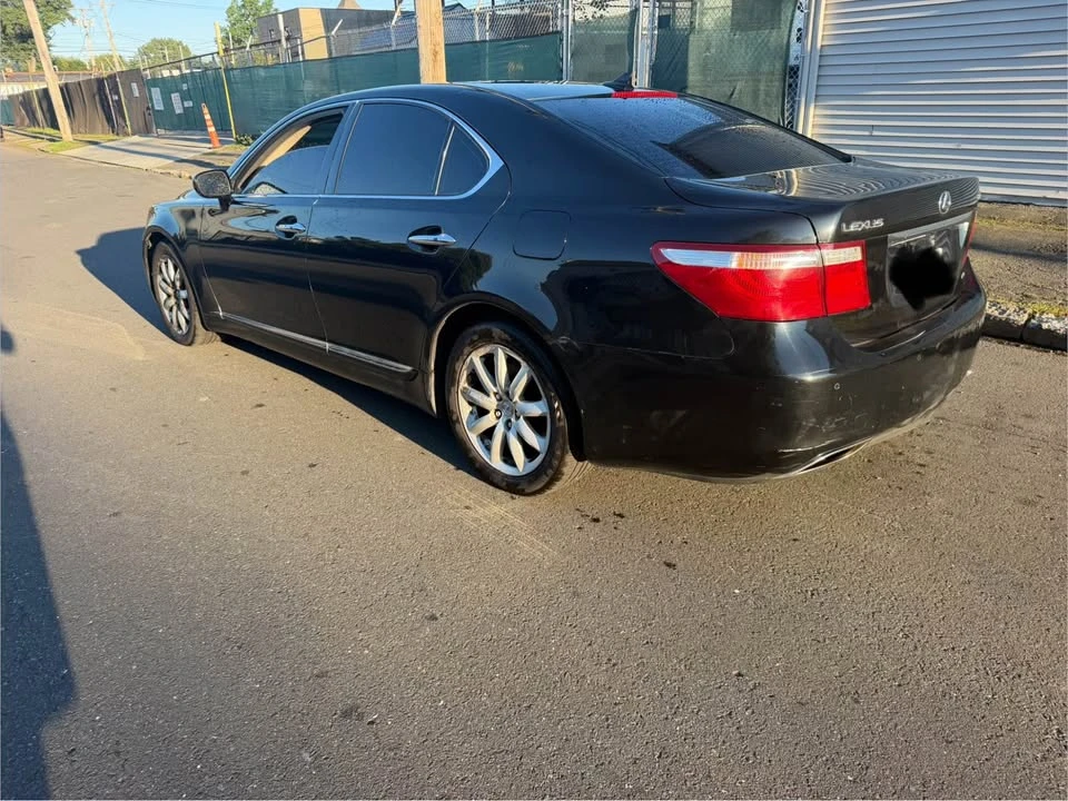 2009 Lexus LS 4th Gen - Image 8 of 8