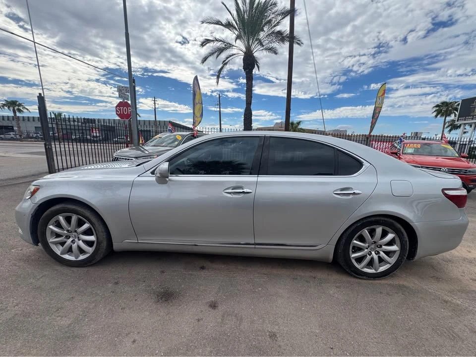 2009 Lexus LS 4th Gen - Image 8 of 16