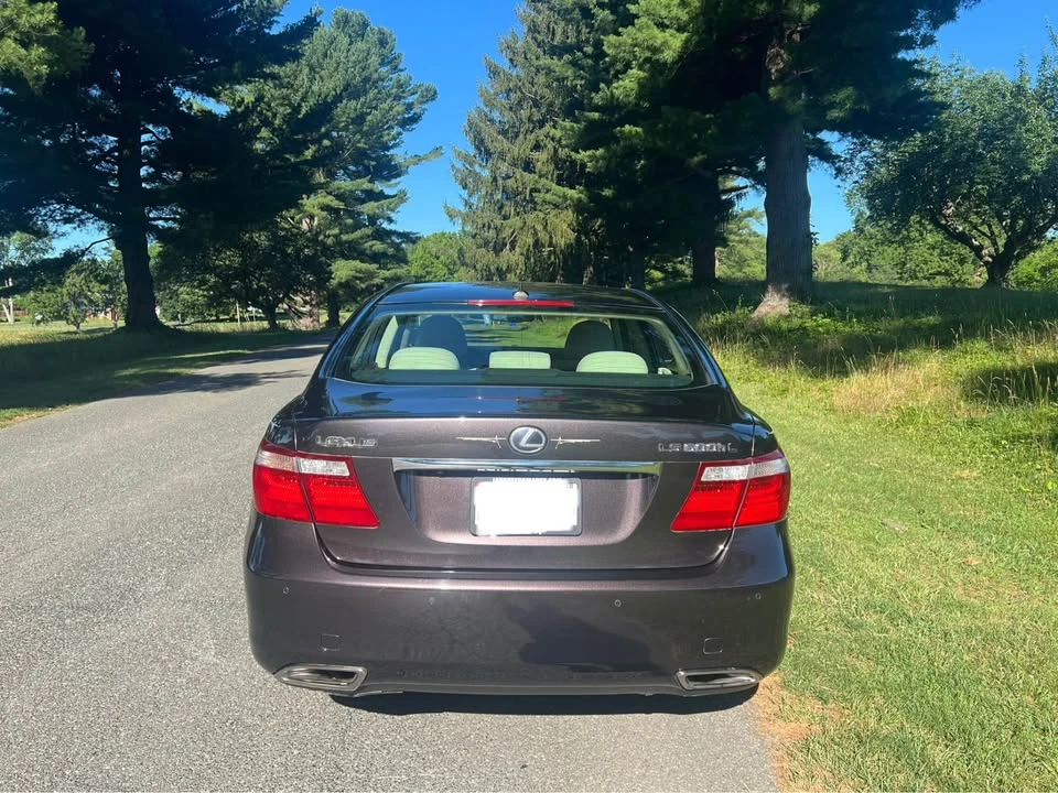 2009 Lexus LS 4th Gen - Image 12 of 13