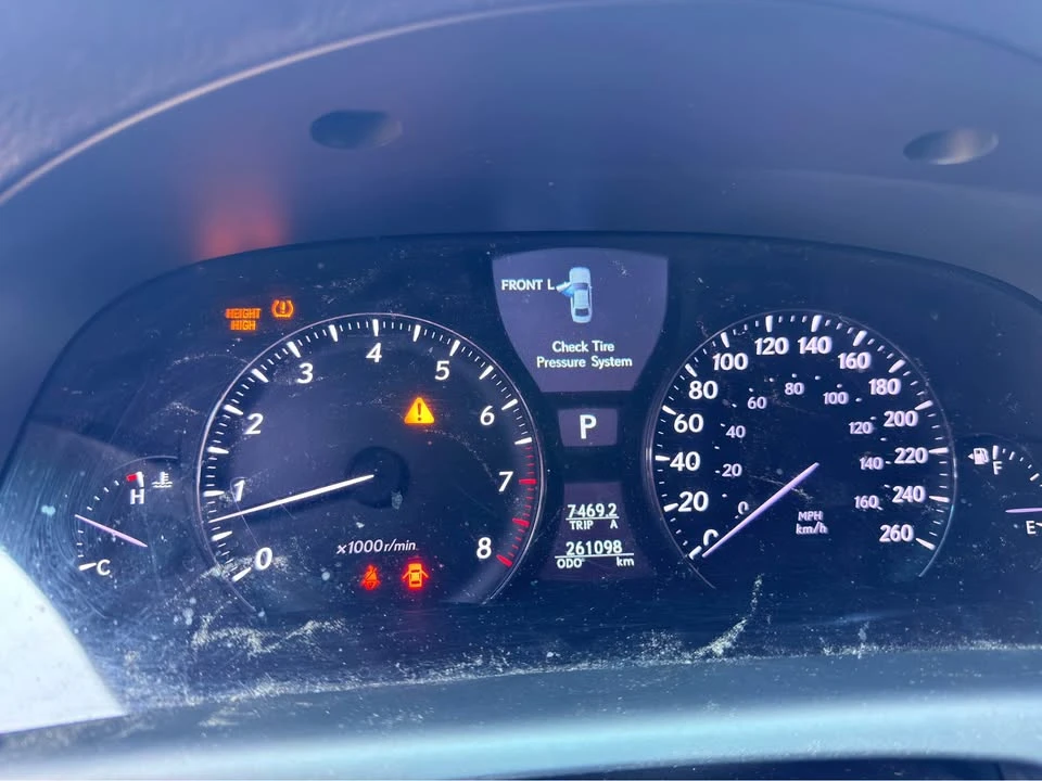 2009 Lexus LS 4th Gen - Image 6 of 10