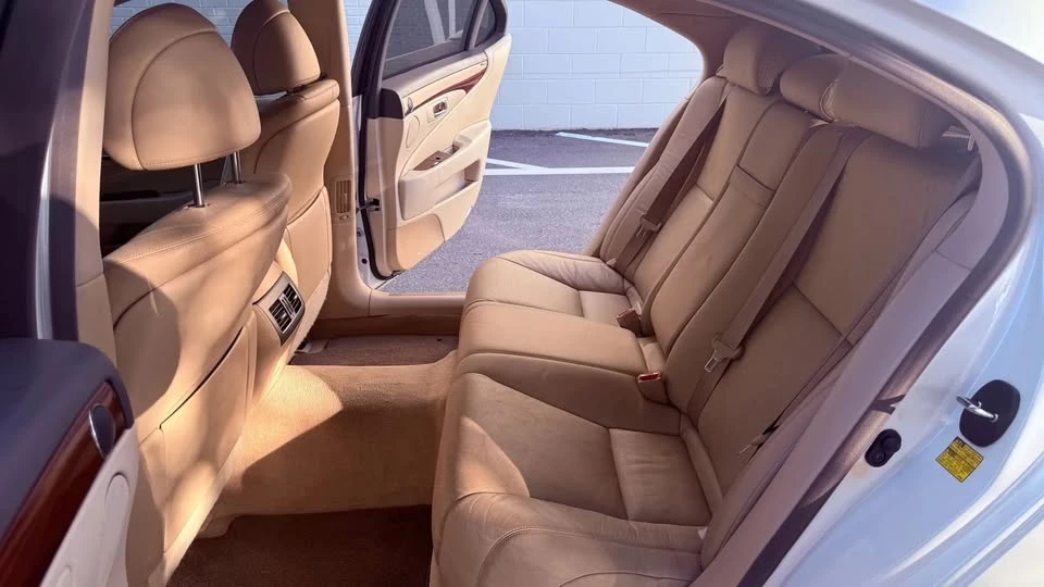 2009 Lexus LS 4th Gen - Image 10 of 16