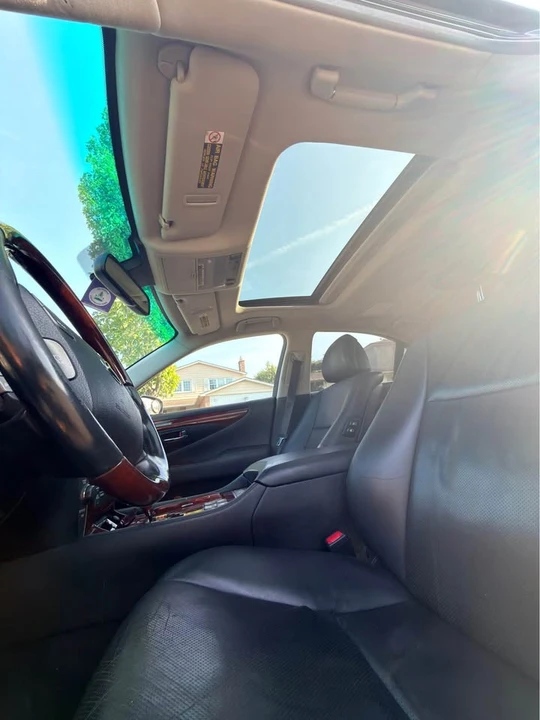 2009 Lexus LS 4th Gen - Image 2 of 10